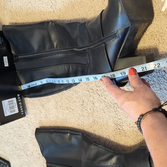 Torrid tall black boots size 10 wide - Picture 11 of 13